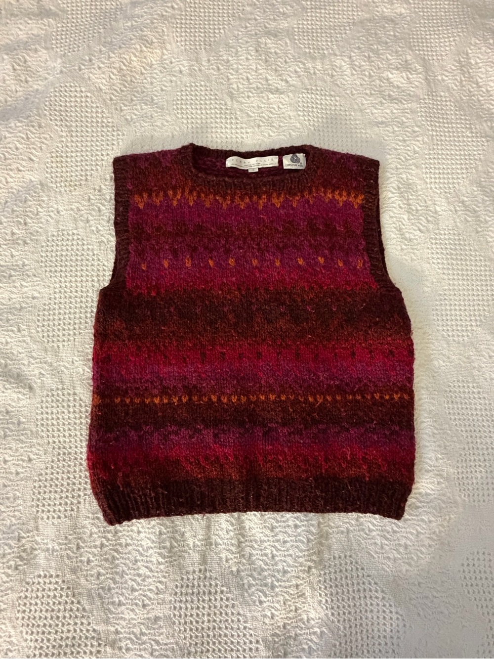 Women's Sleeveless 100%Wool Blend Fair Isle Sweater Vest - Multicolor (Pink/Red)